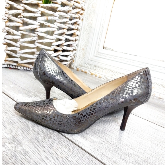 Calvin Klein Shoes - CALVIN KLEIN DOLLY WM 8.5 PEWTER EMBSSD HEEL PUMPS